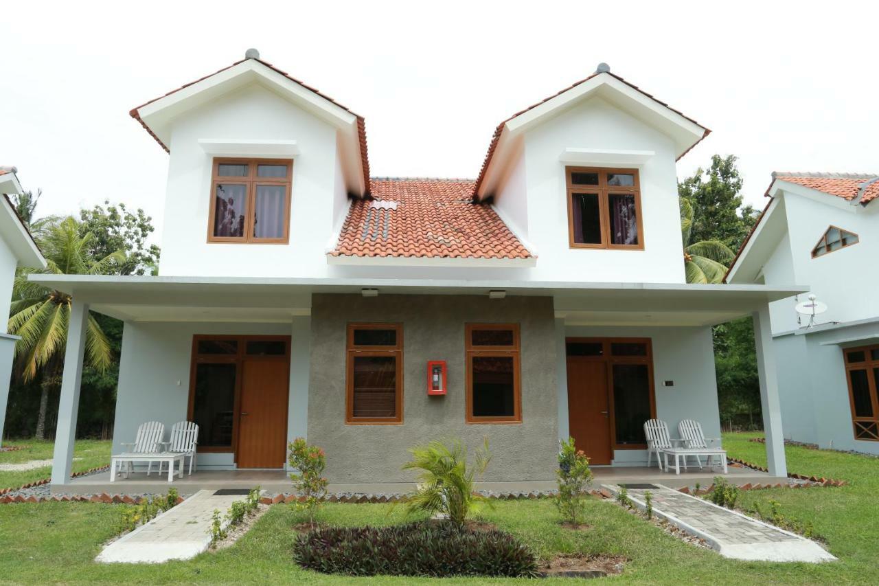 Sanghyang Indah Spa Resort Anyer Buitenkant foto
